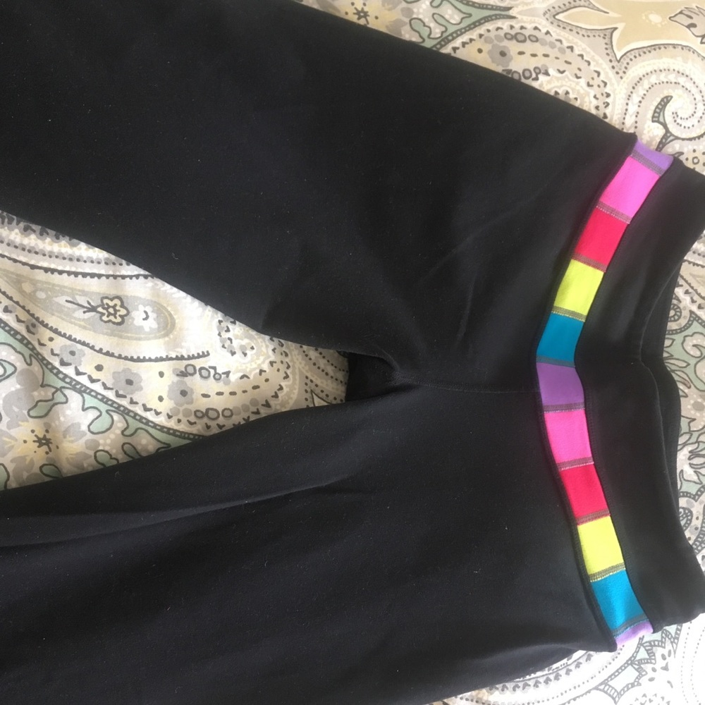 Lululemon Black Groove Pants Size 6